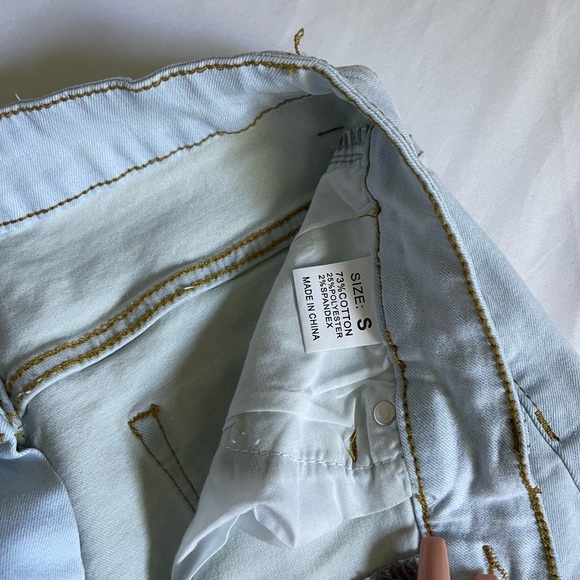 NWOT High Rise Slight Flare Bottom Jean - Picture 3 of 8